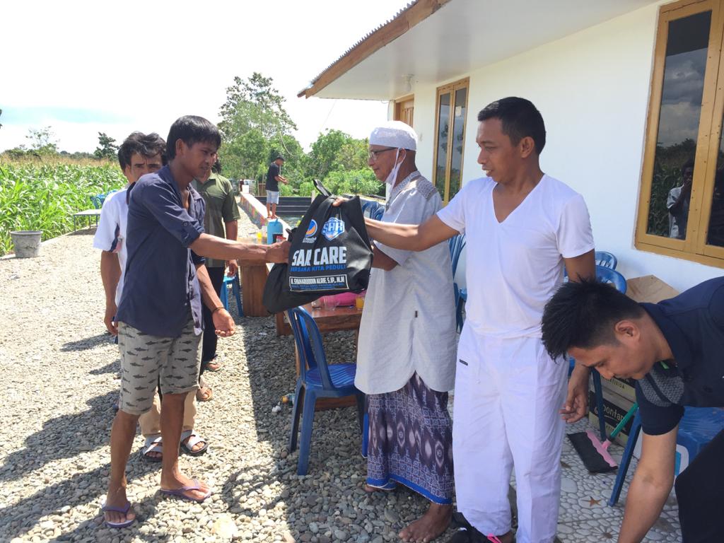 Warga Toraja di Sidrap Dapat Sembako, Syahar : Ini Wujud Peduli Sesama Umat